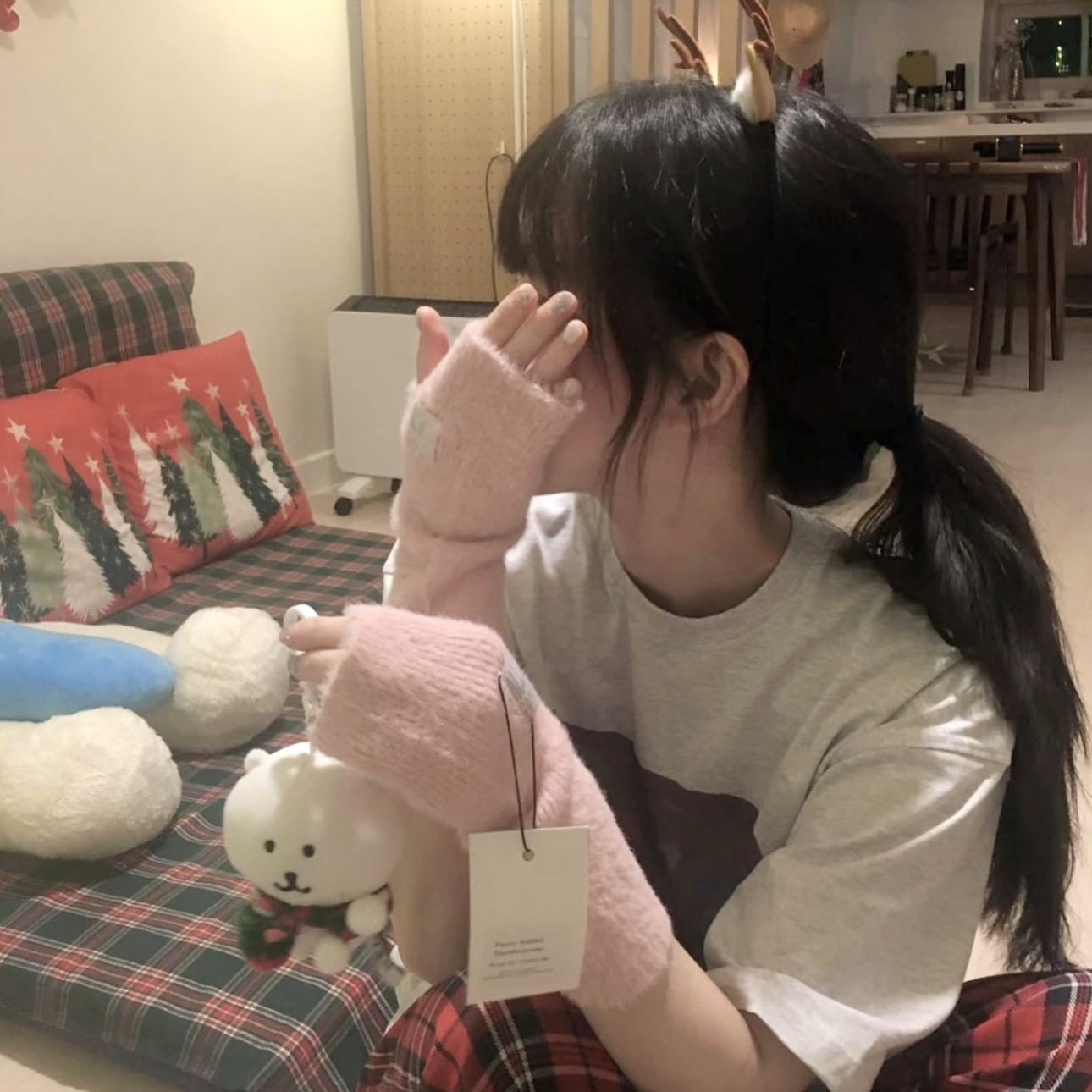 少妇打开双腿揉弄高潮91毛片